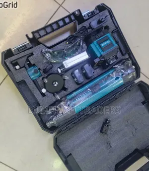 Makita Laser Level With Digital Display 4d 16lines Two Batteries