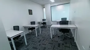 5-6 Desks Furnished Office In Riverside