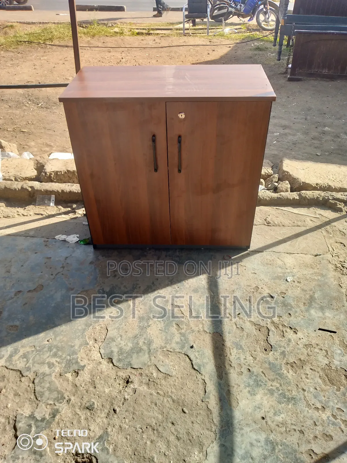 Credenza Credenza