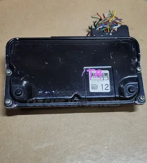Engine Computer Toyota Sienta 2017
