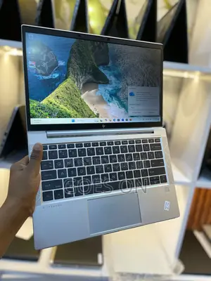 Laptop HP EliteBook 830 G7 16GB Intel Core I7 SSD 512GB