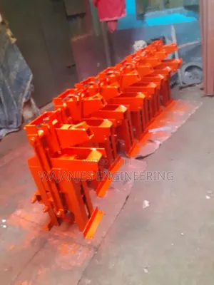 Interlocking Bricks Making Machine