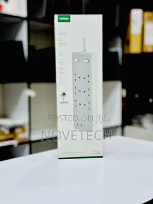 Ugreen-surge-protector-power-strip-6-ac-outlets-65w-2a2c-uk-white-2m