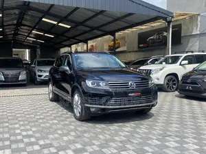 Volkswagen Touareg 2017 Black