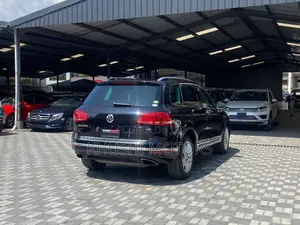 Volkswagen Touareg 2017 Black