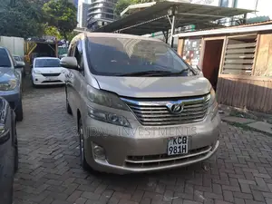 Toyota Vellfire 2008 Gold