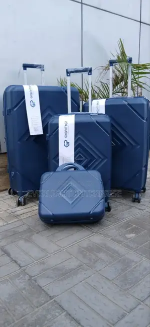 4 in 1 Luxurious Unbreakable Suitcase