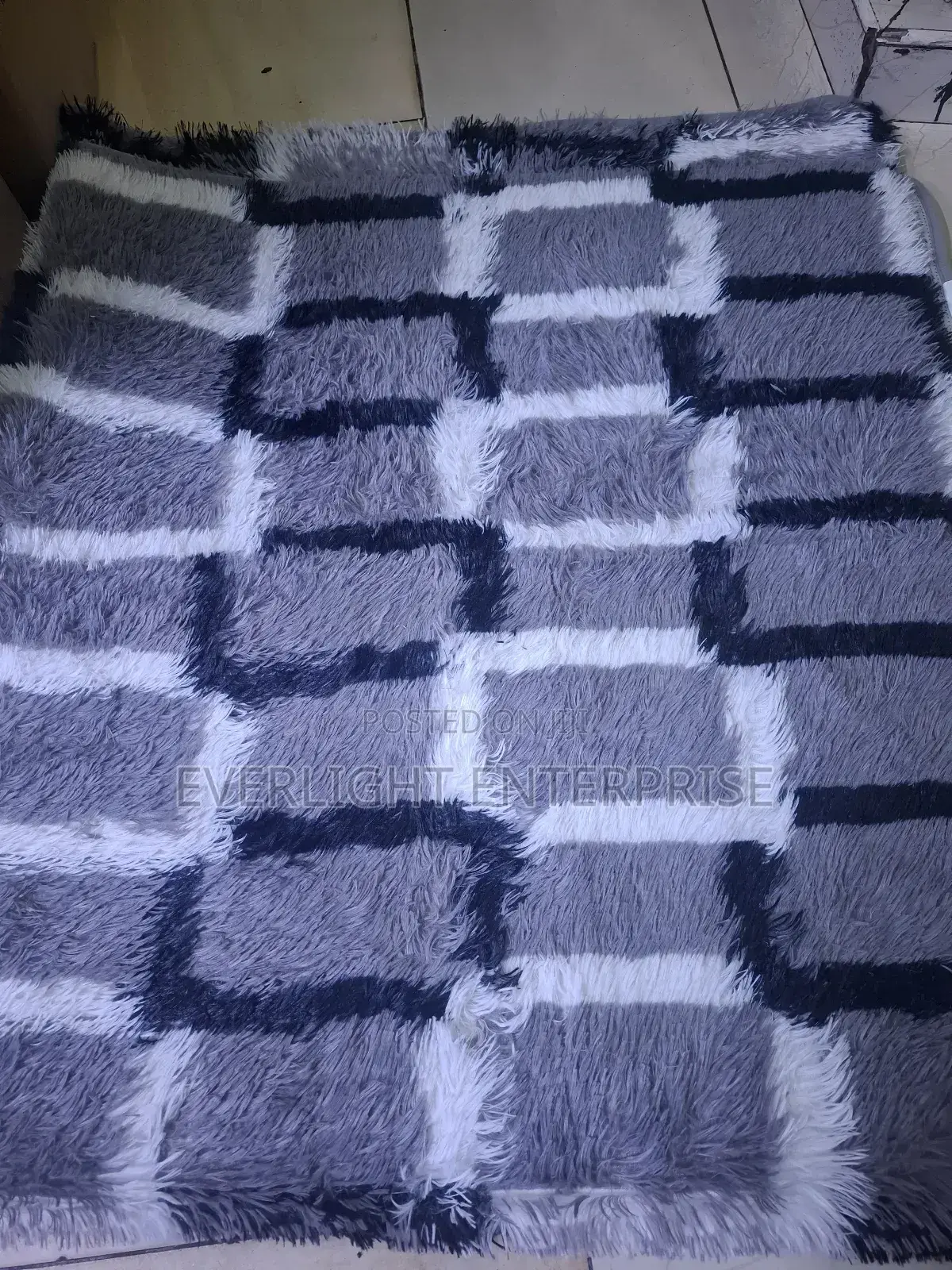 Fluffy Carpets Available