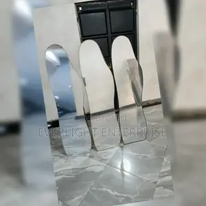Unbreakable Mirror