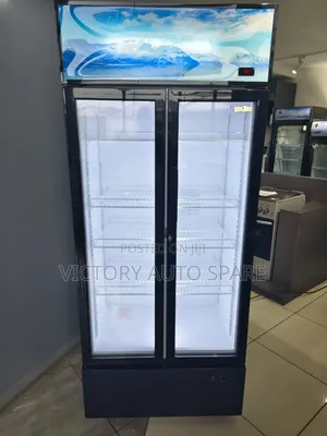 568litres Showcase Chiller
