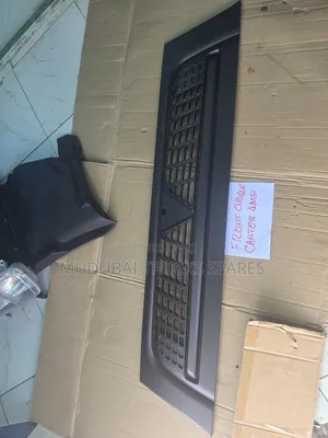 Mitsubishi Canter 4m51 Front Grille