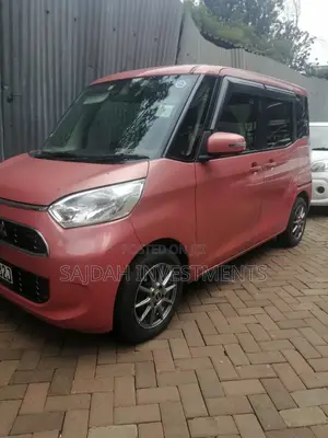 Mitsubishi EK 2018 Pink
