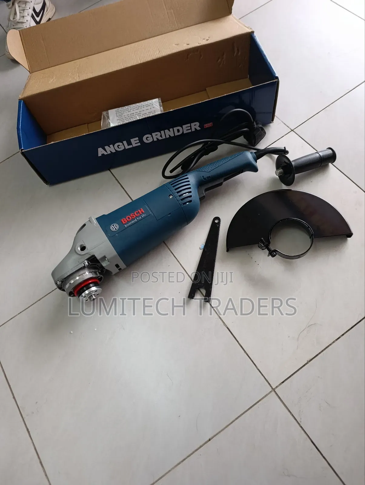 Bosch 9" Electric Angle Grinder 2500watts