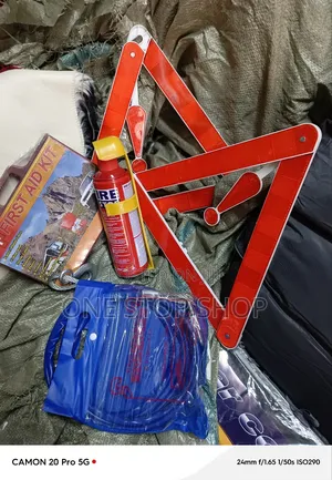 4in1 Car Beakdown Combination First Aid Kit With Tow Rope