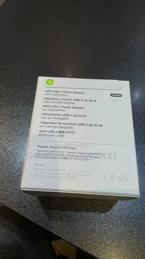 Apple 40w 3 Pin Charger