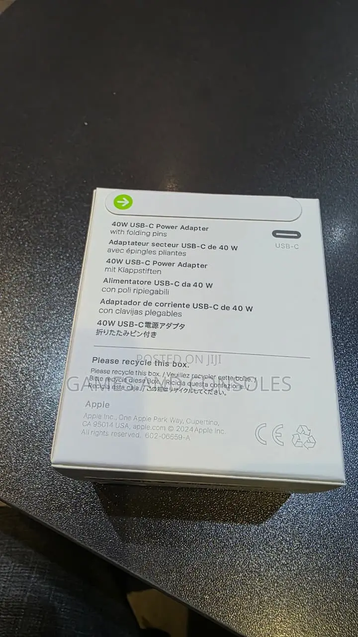 Apple 40w 3 Pin Charger