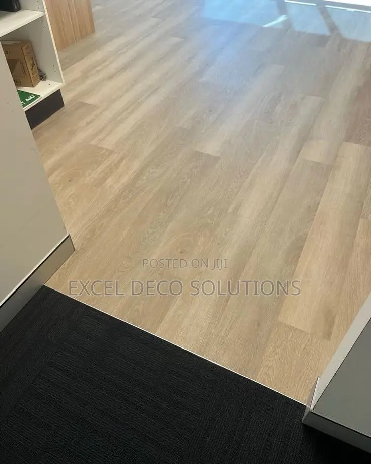 Laminate Flooring for Office Use – Per Sq Meter