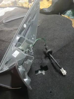 Toyota Harrier Xu60 Right Tail Light (2013–2018)