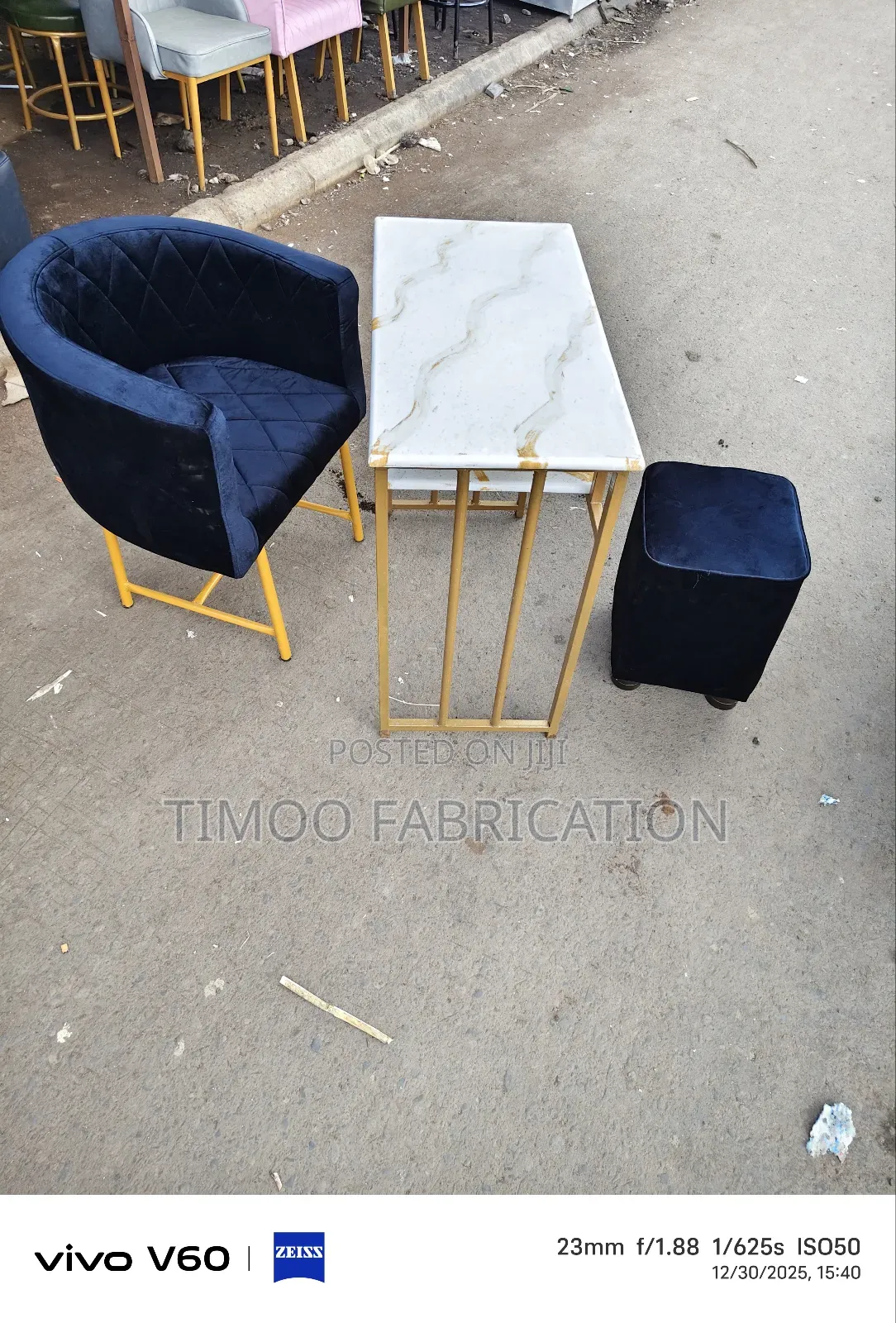 Nail Table, Styling Seat and Puff