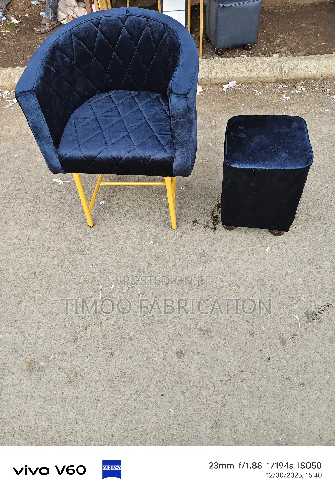 Nail Table, Styling Seat and Puff