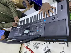 Yamaha Keyboard PSR E473