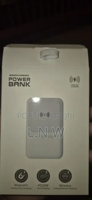 Compact Powerbank - Fast Charging, Digital Battery Display