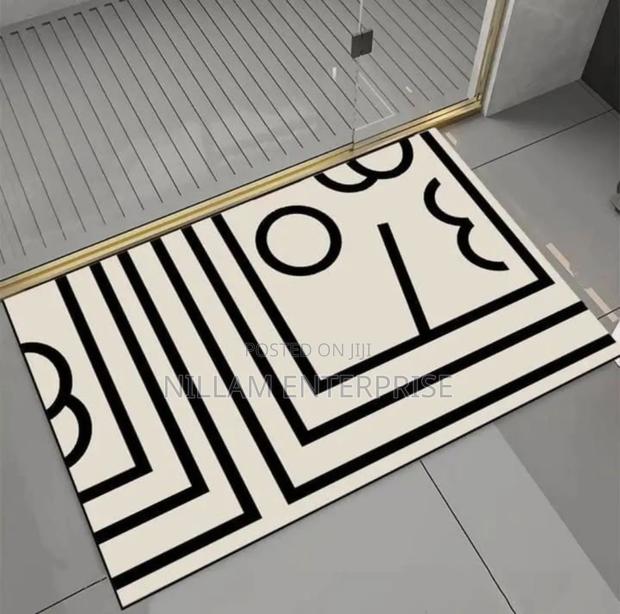 Bigger Size
Geometric Pattern Door/Bath Mat