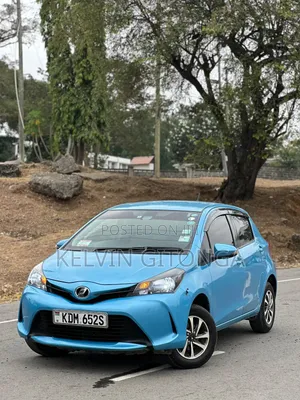 Toyota Vitz 2017 Blue