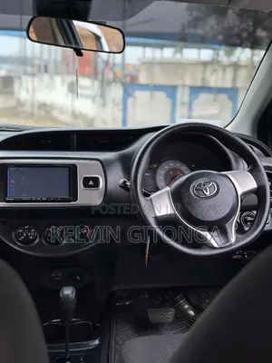 Toyota Vitz 2017 Blue