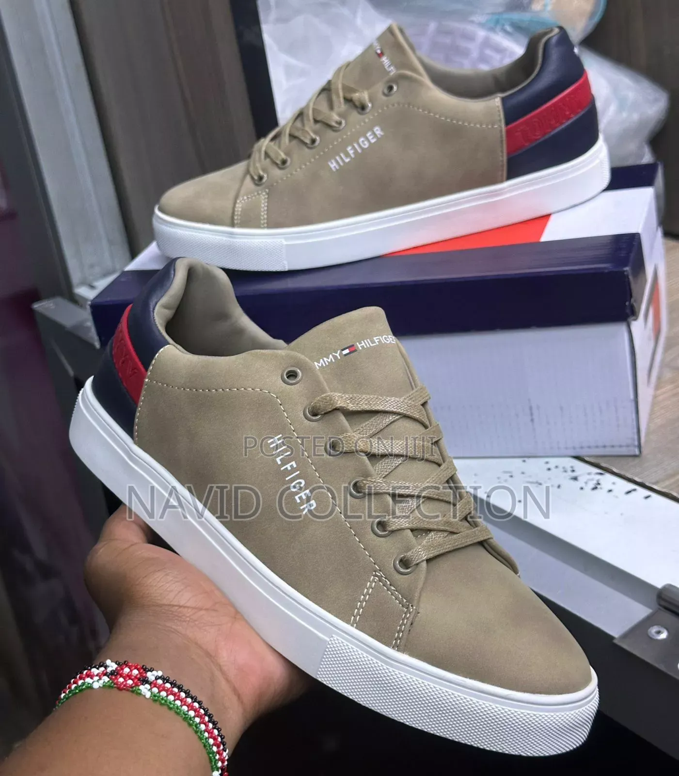 Tommy Hilfiger