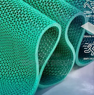 Green  Comfort With Extra Grip Perforated Pvc Antislip Mats
