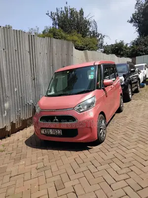 Mitsubishi EK 2017 Pink