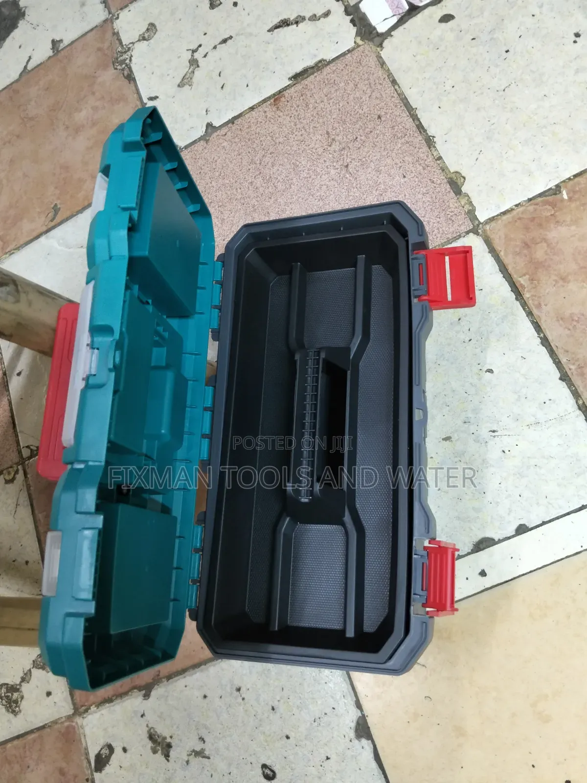 Total Empty Tool Box 17 Inches Lockable