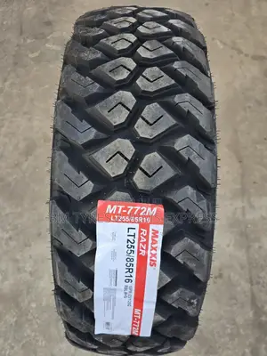 255 /85 R16 Maxxis (Mud Terrein) Thailand.