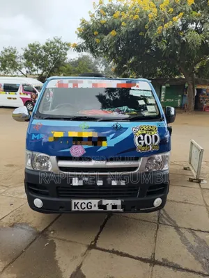 Toyota HiAce 2009 Blue