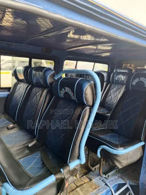 Toyota HiAce 2009 Blue