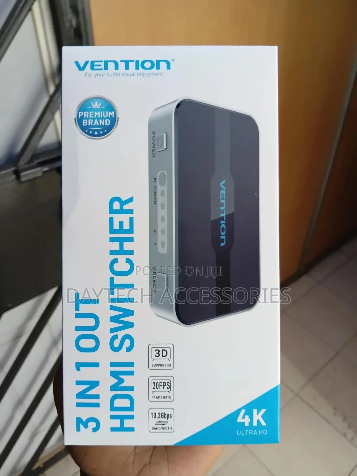 This Is a Vention 3-in-1 Hdmi Switcher
