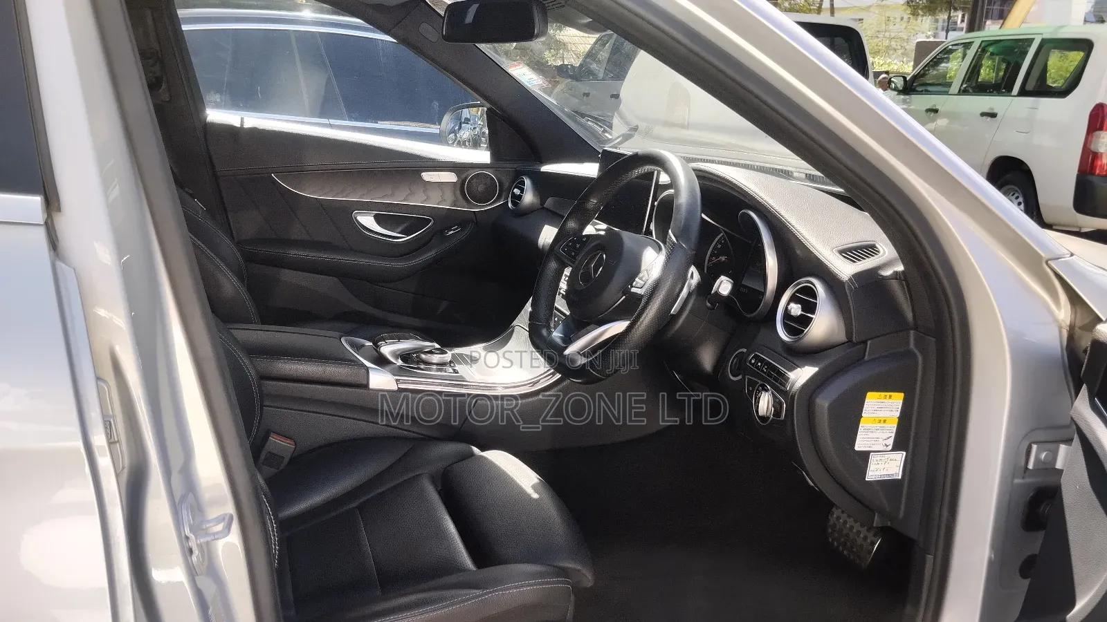 Mercedes-Benz C200 2016 Silver