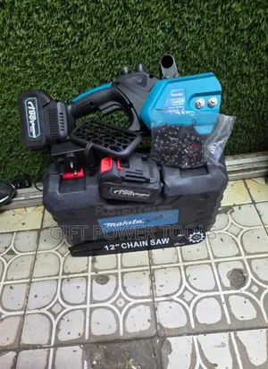 Rechargeable Chainsaw 12"/Makita Cordless Chainsaw 12"