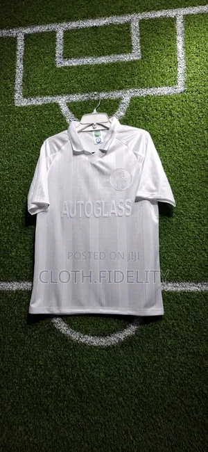 Chelsea Autoglass Limited Edition All White Retro Kit.