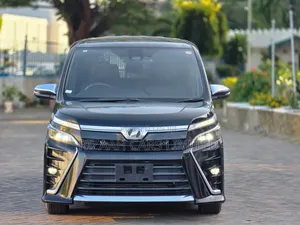 Toyota Voxy 2018 Black