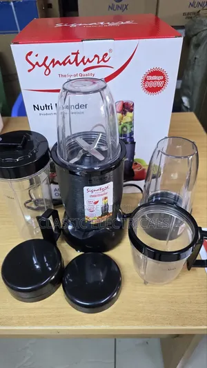 Signature Nutri Blender 900watts Available