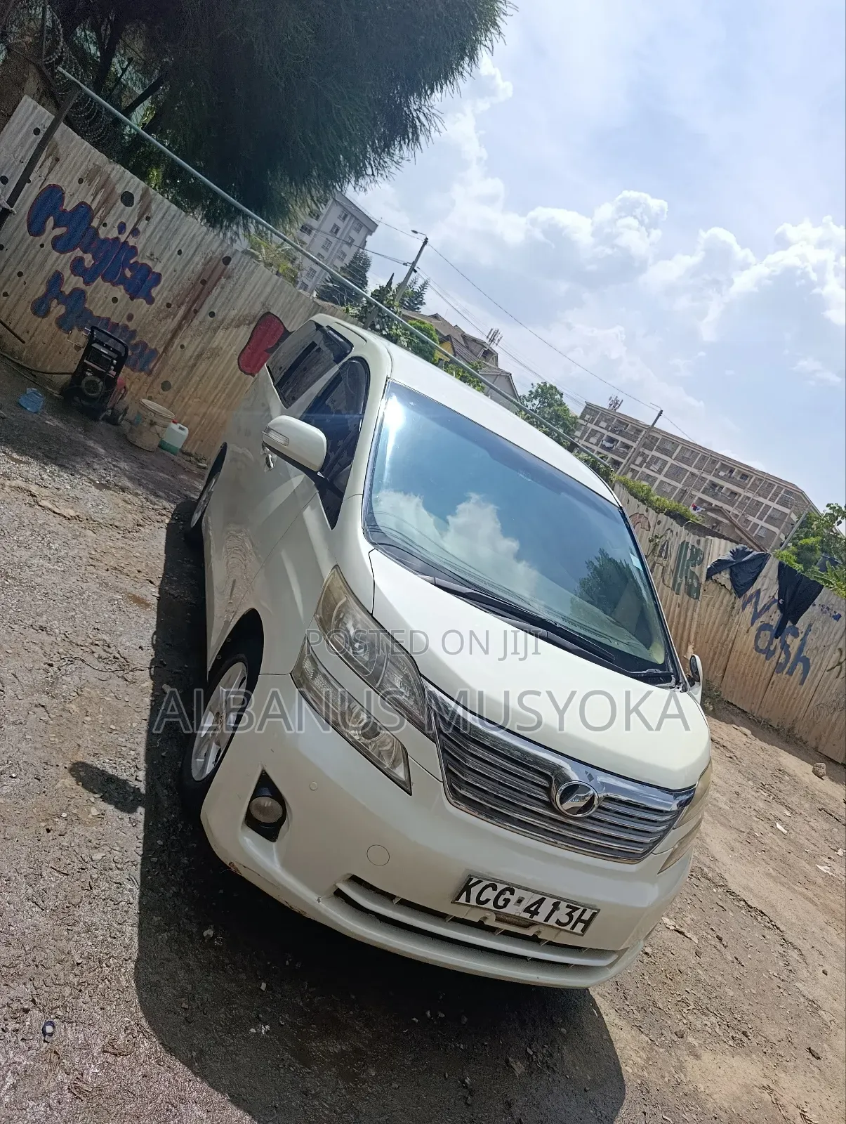 Toyota Alphard 2009 White