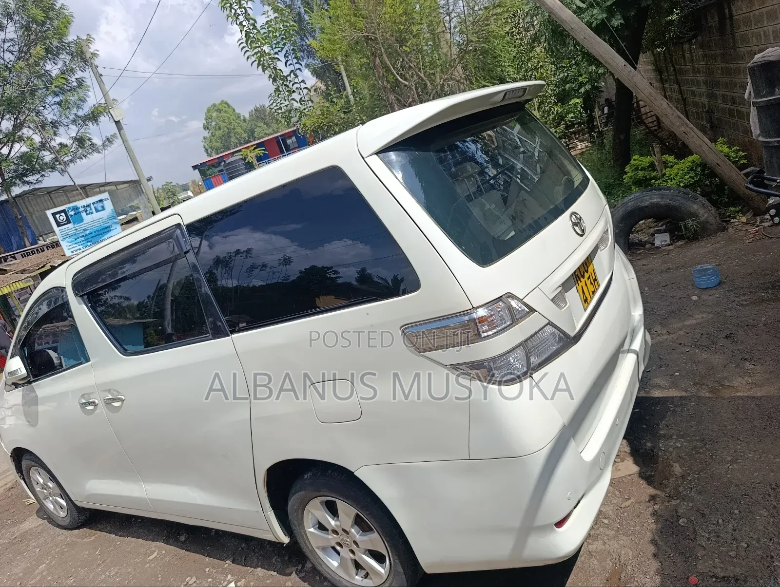 Toyota Alphard 2009 White