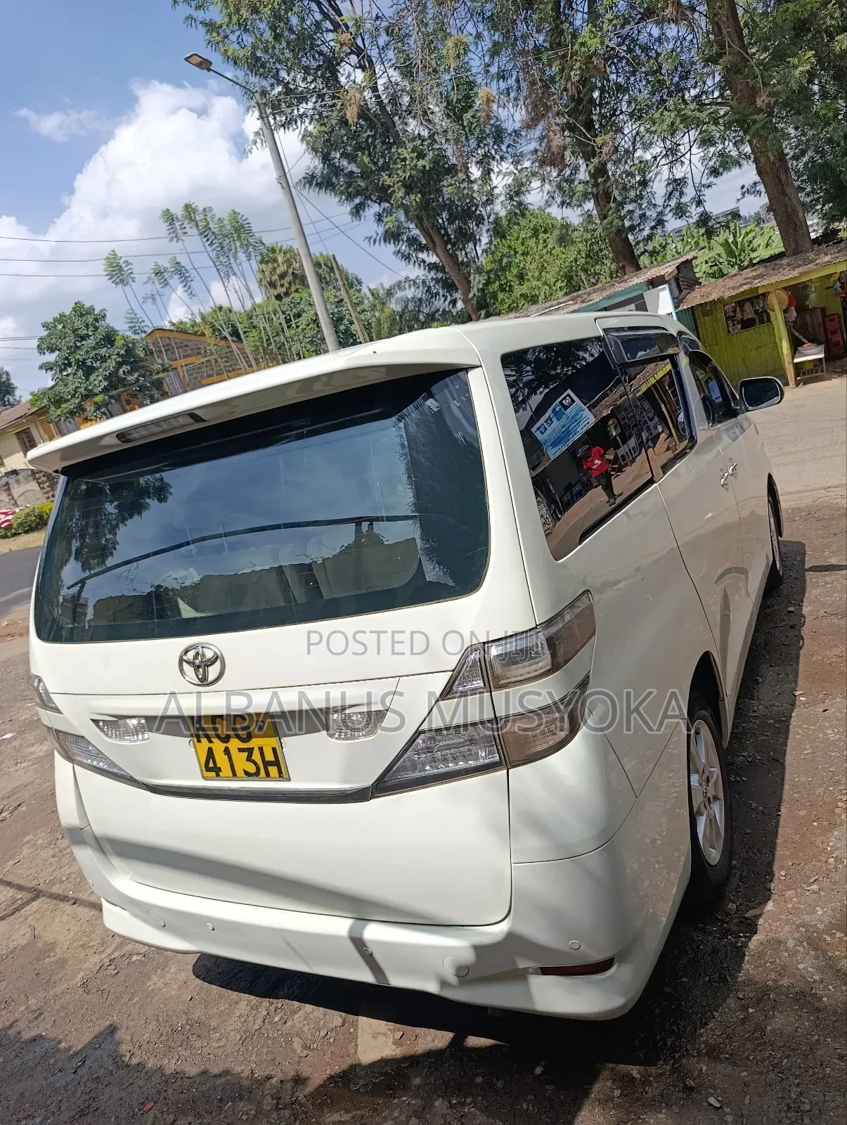 Toyota Alphard 2009 White