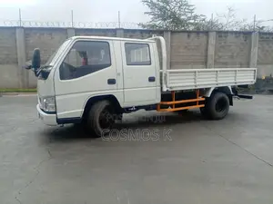 Double Cab JMC Lorry