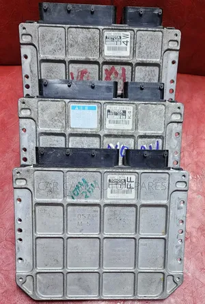 Engine Computer Toyota Voxy/Noah