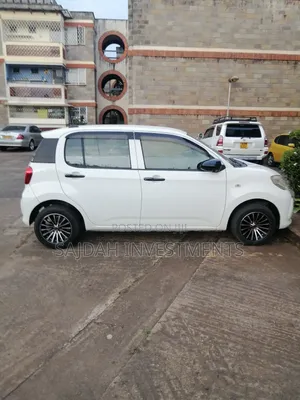 Daihatsu Boon 2019 White