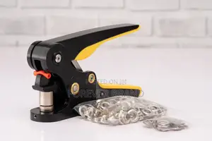 Eyelets Machine