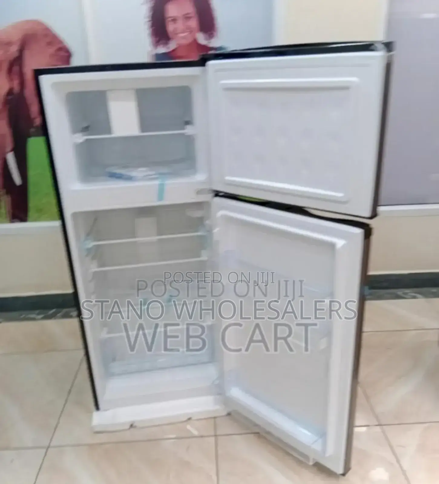 Colour Grey - Von 175l Fridge